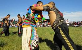 蒙古族摔跤文化有哪些特色？
