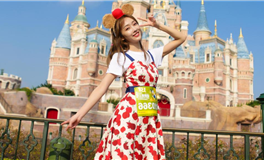 董易姗生肖羊2026年全年运势及运程