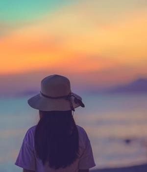 平时待人很温柔，内心却很叛逆的星座女